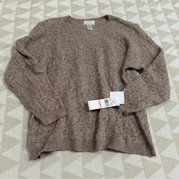 Alfred Dunner
Plus Size Telluride Metallic Cheetah Textured Sweater - Picture 3 of 4